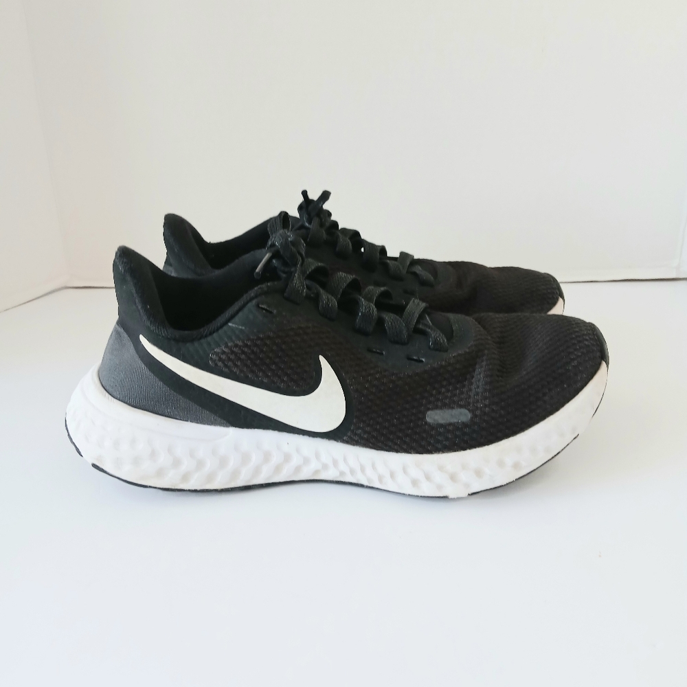 Nike Revolution 5 BQ3207-002 Women Running Shoes Size 6US